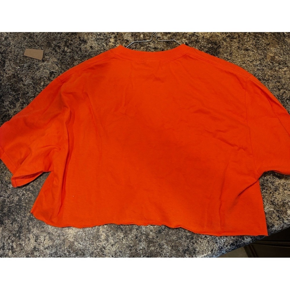 JOE BURROW CINCINNATI BENGALS WOMANS ORANGE M CUT OFF T-SHIRT CROP TOP MEDIUM - Picture 3 of 3